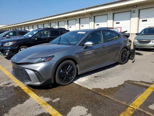 2026 TOYOTA CAMRY