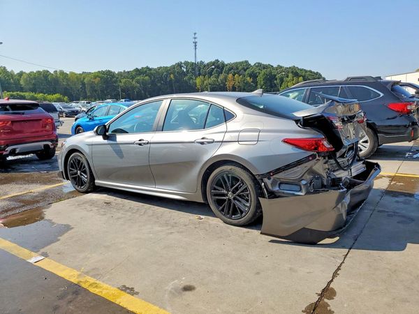 2026 TOYOTA CAMRY