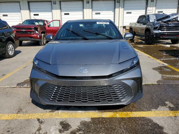 2026 TOYOTA CAMRY