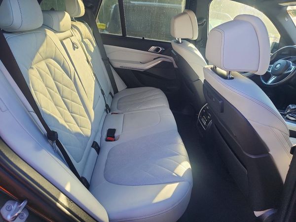 2023 BMW X5 xDrive45e