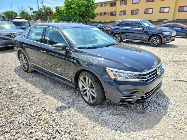 2017 VOLKSWAGEN PASSAT