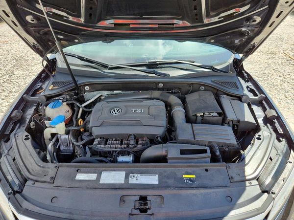 2017 VOLKSWAGEN PASSAT
