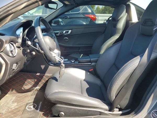 2018 MERCEDES-BENZ SLC SLC 300