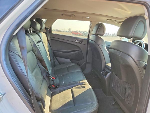 2017 HYUNDAI TUCSON