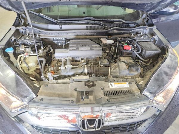 2017 HONDA CRV EX — Engine bay