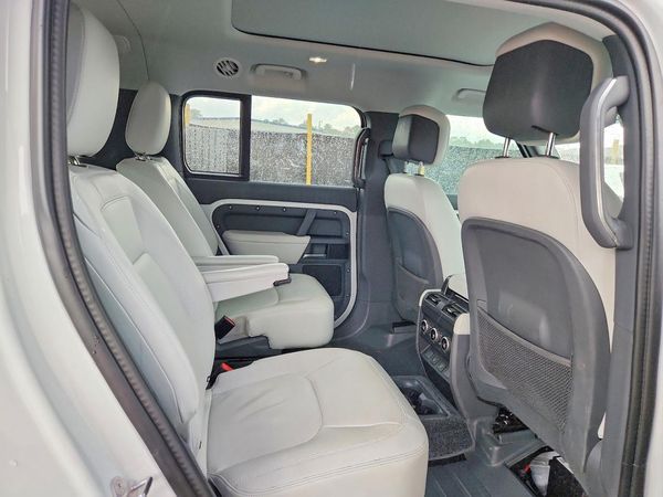 2025 LAND ROVER DEFENDER
