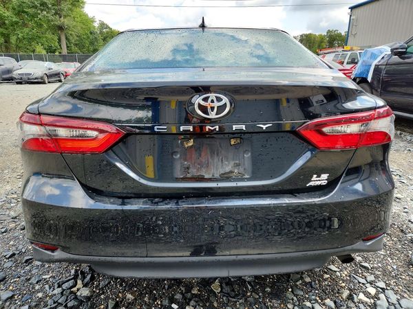 2021 TOYOTA CAMRY LE + Convenient Pkg