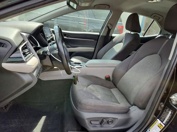2021 TOYOTA CAMRY LE + Convenient Pkg