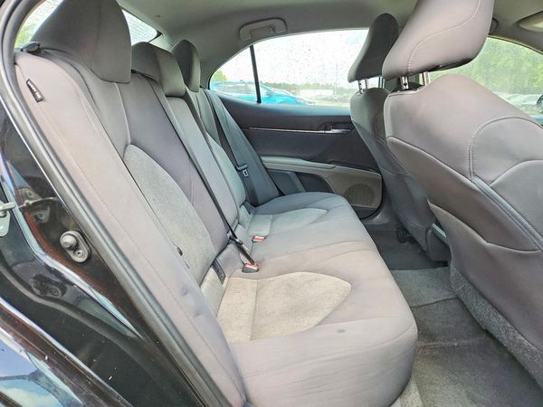 2021 TOYOTA CAMRY LE + Convenient Pkg