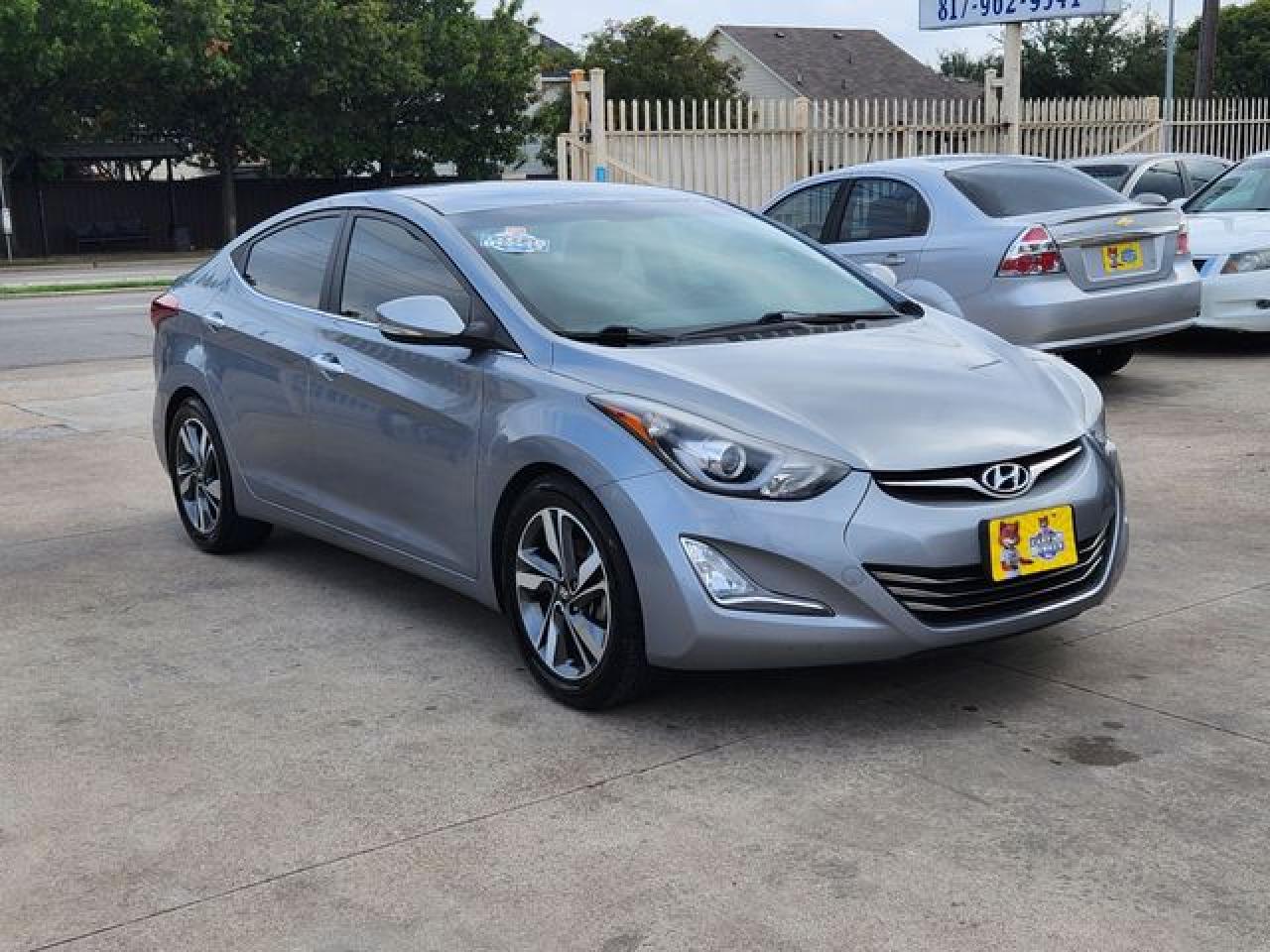 2015 HYUNDAI ELANTRA