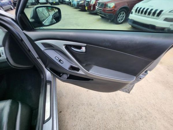2015 HYUNDAI ELANTRA