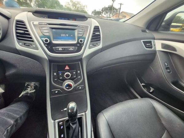 2015 HYUNDAI ELANTRA