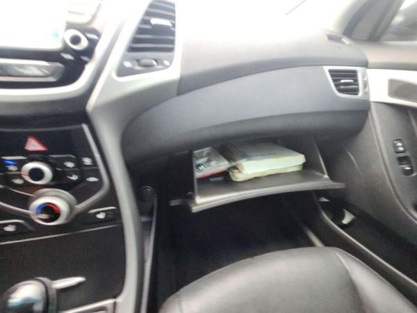 2015 HYUNDAI ELANTRA