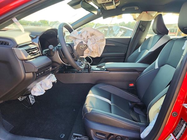 2026 TOYOTA CAMRY — DENT