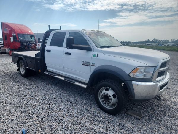 2018 RAM 4500 CREW CAB CHASSIS — Passenger 3/4