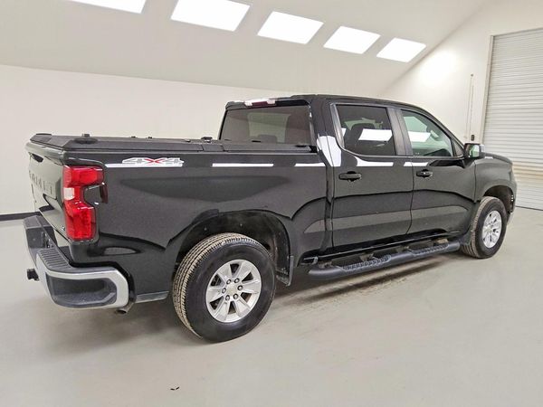 2022 CHEVROLET SILVERADO LT