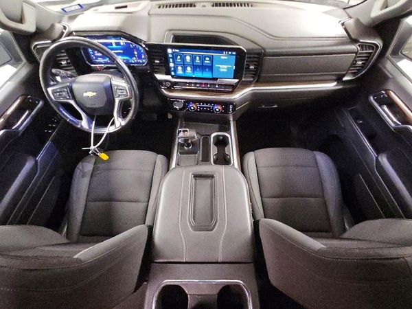 2022 CHEVROLET SILVERADO LT