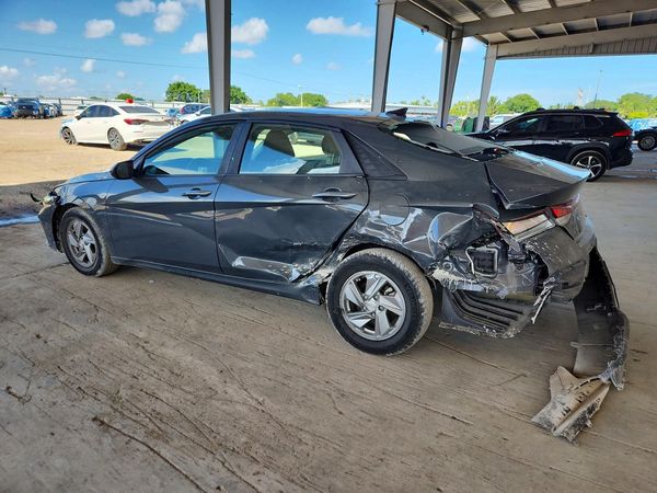 2024 HYUNDAI ELANTRA