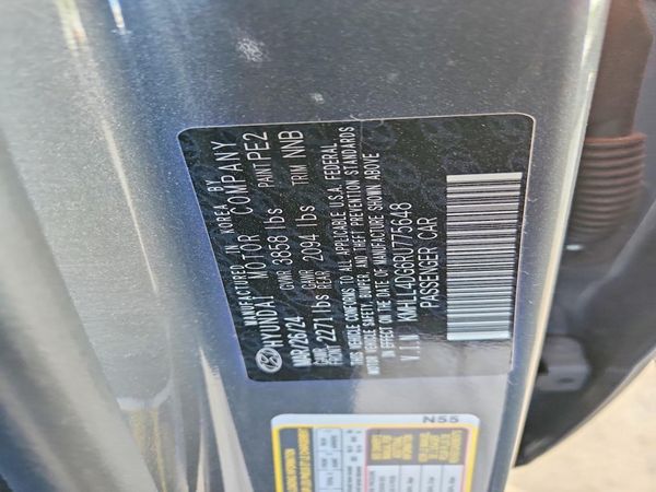 2024 HYUNDAI ELANTRA