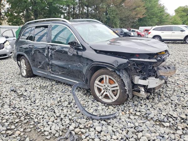 2021 MERCEDES-BENZ GLB-CLASS GLB250-4M — Passenger 3/4