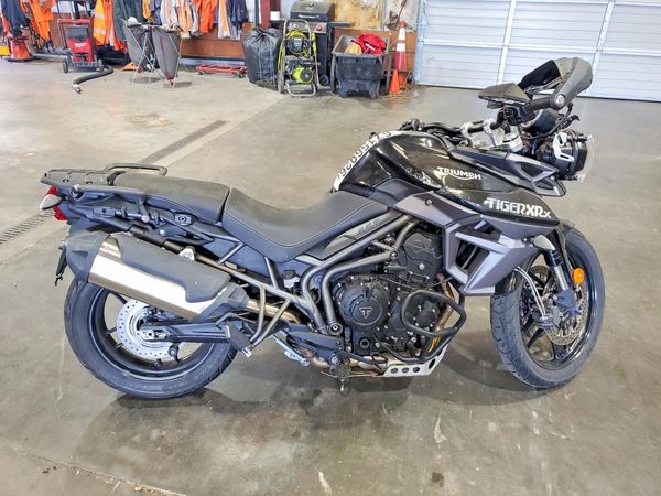 2016 TRIUMPH MOTORCYCLE TIGER