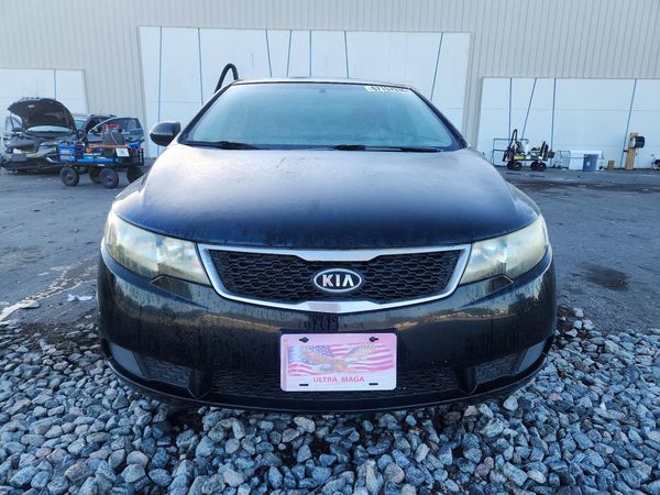 2013 KIA FORTE LX