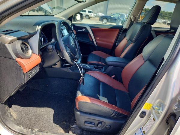 2015 TOYOTA RAV4 Limited (G Grade)
