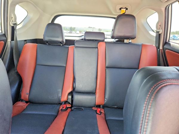2015 TOYOTA RAV4 Limited (G Grade)