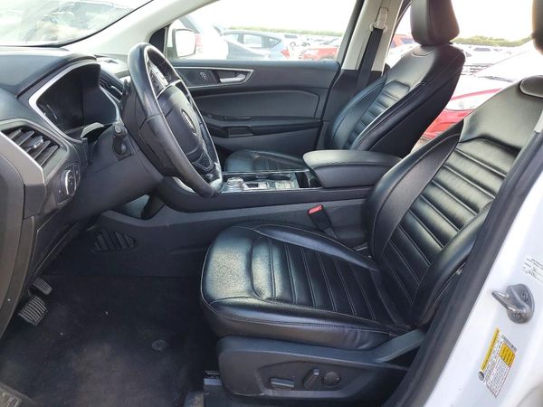 2020 FORD EDGE SEL — DENT