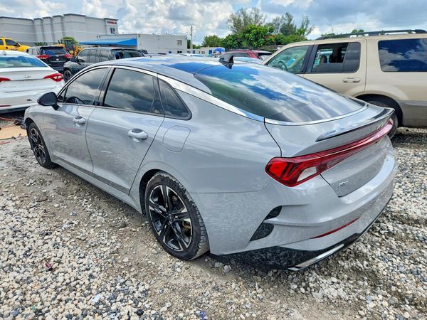 2022 KIA K5 GT-Line