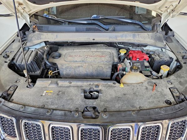 2020 JEEP COMPASS Limited — Engine bay