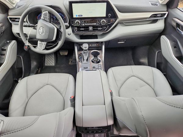 2025 TOYOTA HIGHLANDER Limited — CKPT