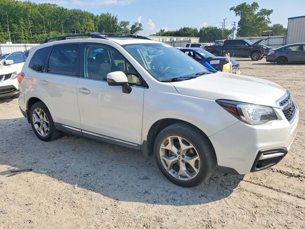 2018 SUBARU FORESTER