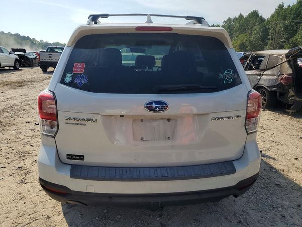 2018 SUBARU FORESTER
