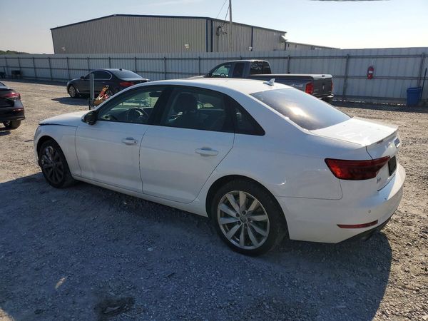 2017 AUDI A4 quattro Premium