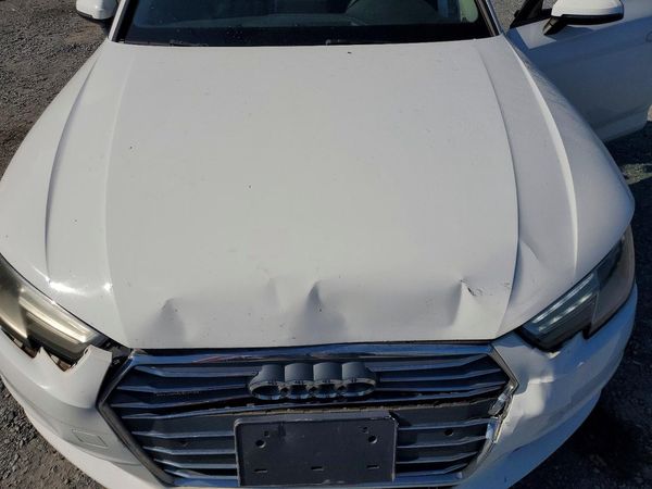 2017 AUDI A4 quattro Premium