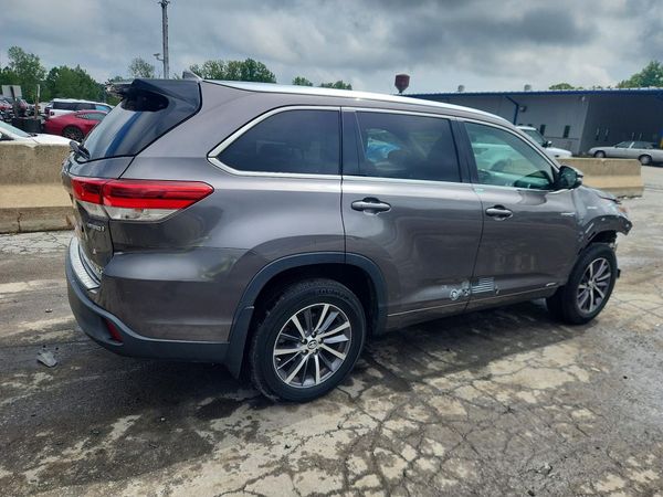2017 TOYOTA HIGHLANDER XLE Hybrid