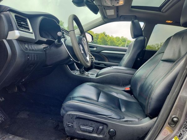 2017 TOYOTA HIGHLANDER XLE Hybrid