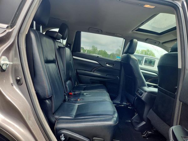 2017 TOYOTA HIGHLANDER XLE Hybrid