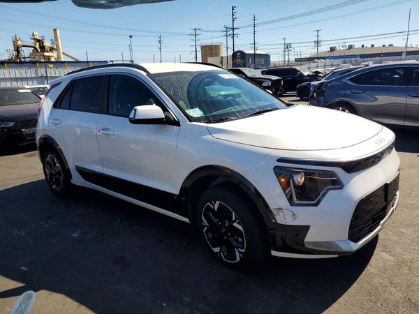 2024 KIA NIRO
