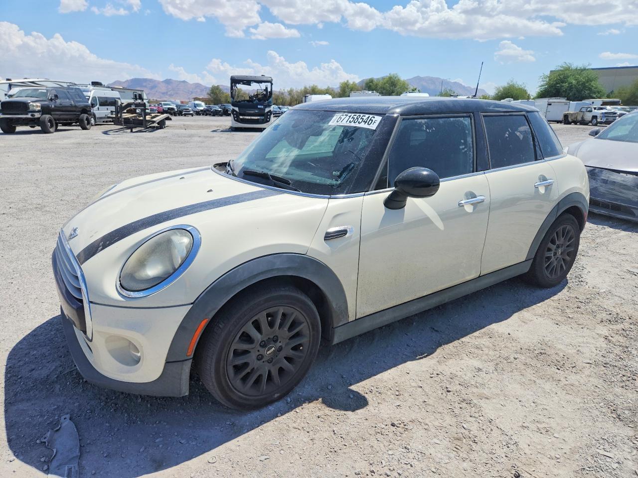 2015 MINI COOPER