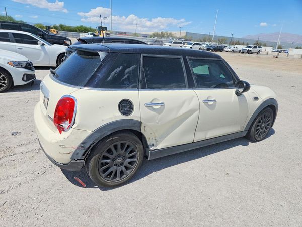 2015 MINI COOPER