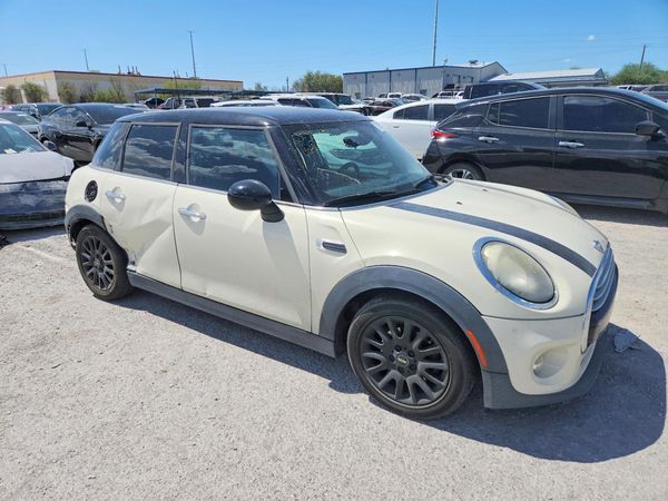 2015 MINI COOPER