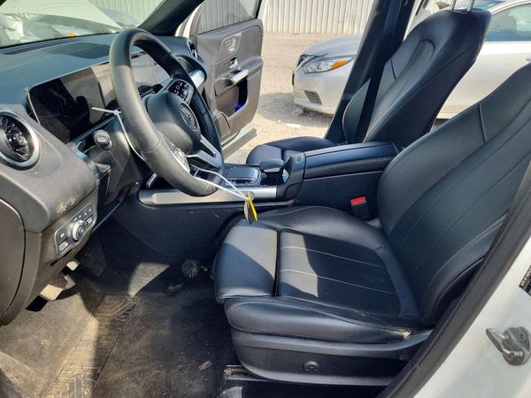 2020 MERCEDES-BENZ GLB-CLASS GLB250-4M — DENT