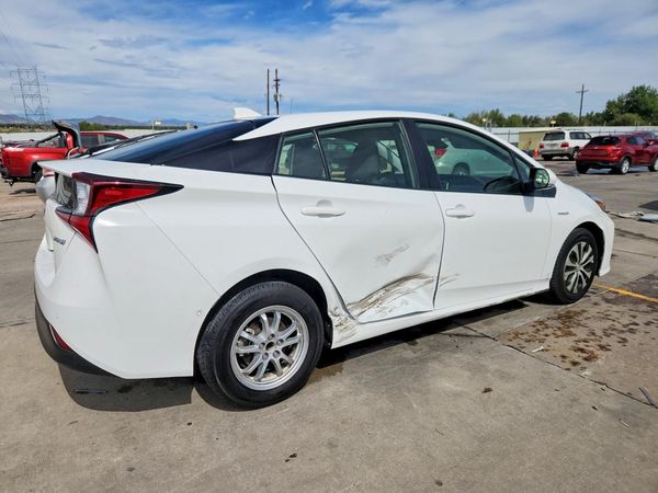 2021 TOYOTA PRIUS