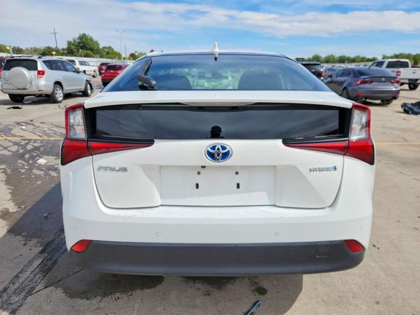 2021 TOYOTA PRIUS