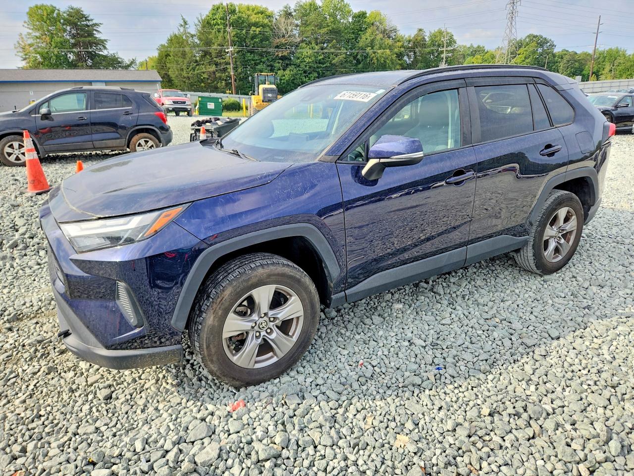 2022 TOYOTA RAV4 XLE