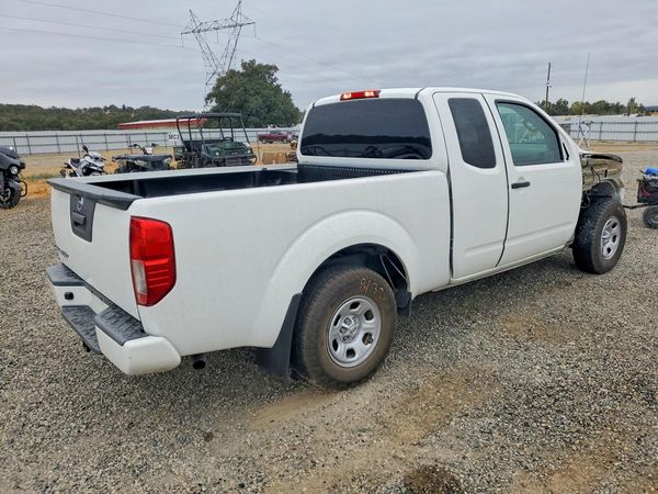 2018 NISSAN FRONTIER