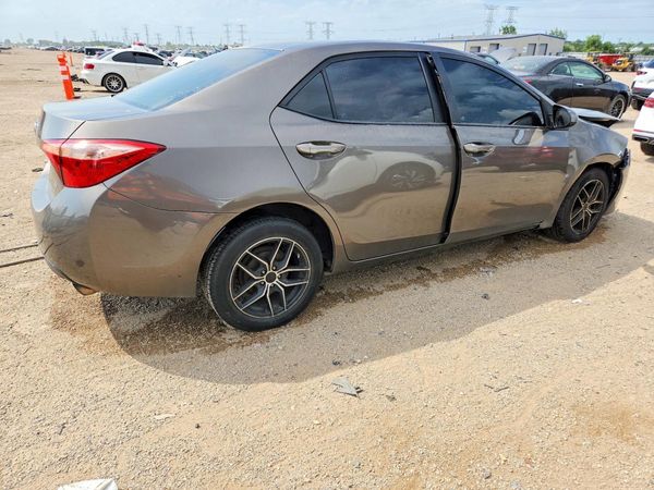 2017 TOYOTA COROLLA