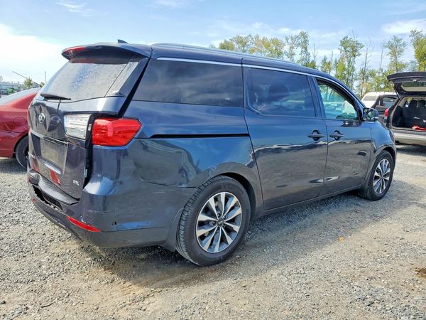 2015 KIA SEDONA